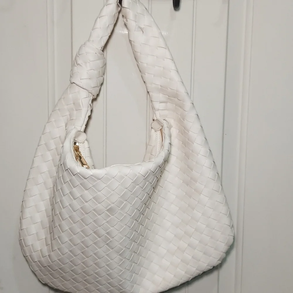 Urban Expressions Cream Woven Hobo Shoulder Bag